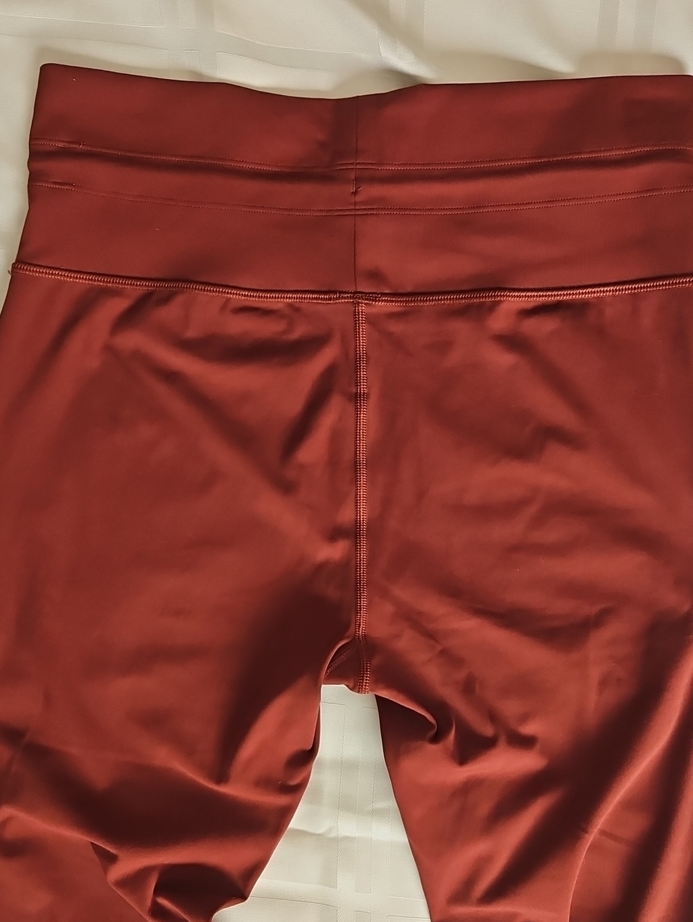 Vuori Rust Red Leggings with Matching Sports Bra - Legging-L, Sports Bra-M - Picture 3 of 8